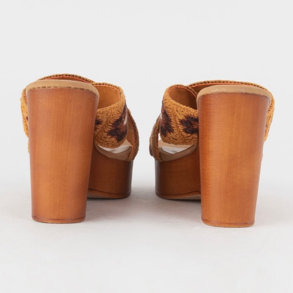 NWT Bamboo Crochet Wedge Sandal - 8.5 - Picture 4 of 6